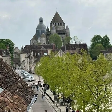 Du Chatel * Provins